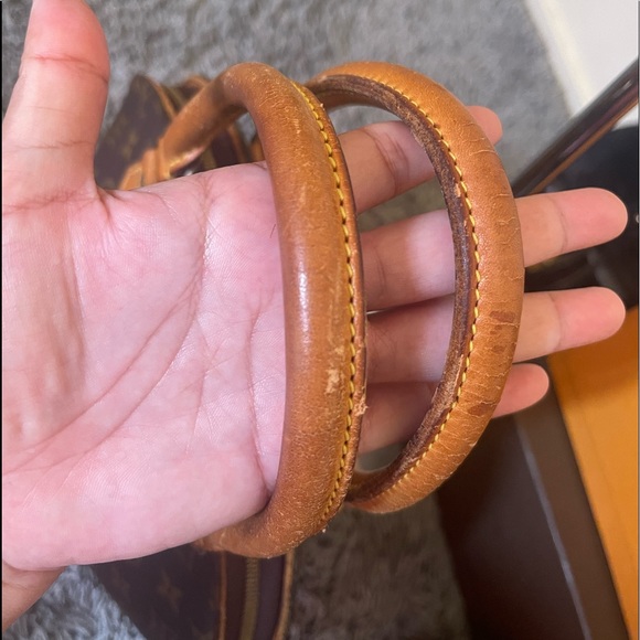 ‼️SOLD‼️Authentic LV Ellipse - Picture 6 of 11